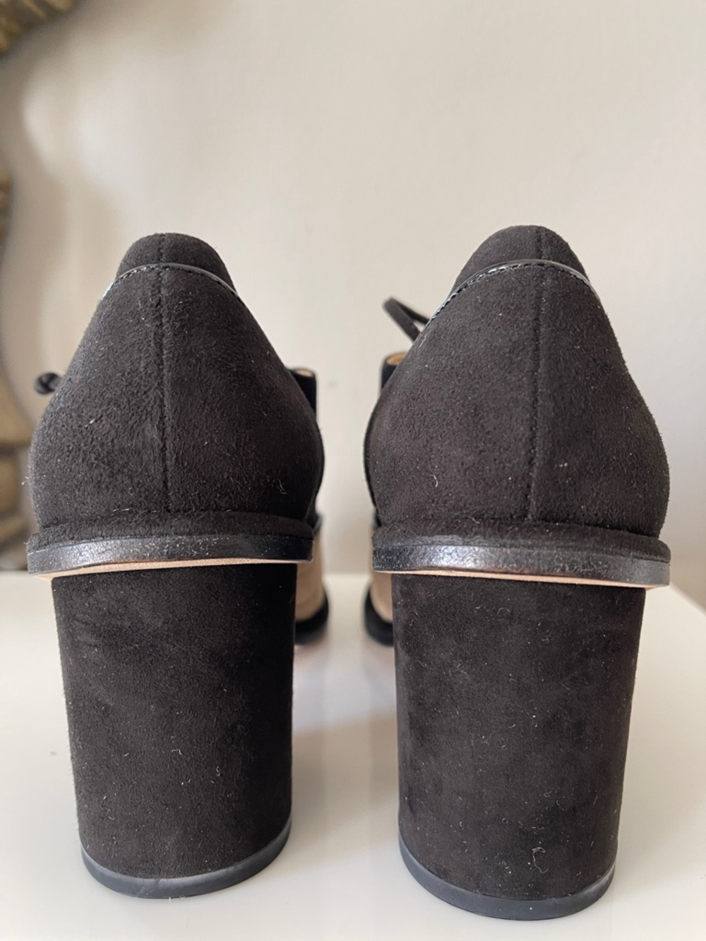 NIB Chanel™ Goatskin Black and Beige CC Lace-Ups Shoes Booties block heel - Picture 4 of 10